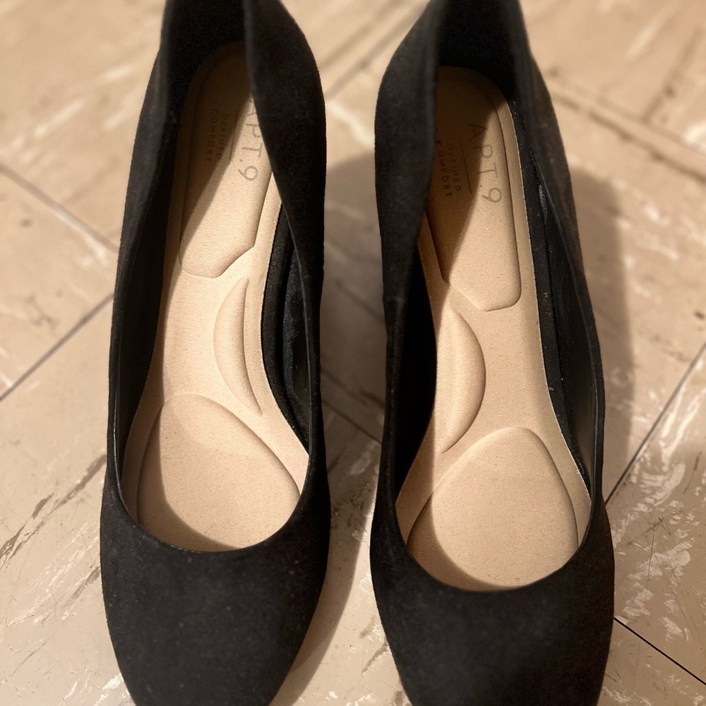 Apt. 9 Black Heels Elegant Design